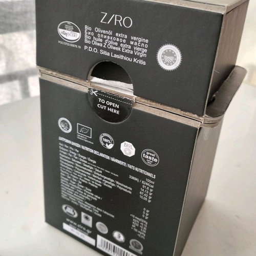 Ziro collectible bottle like new with box