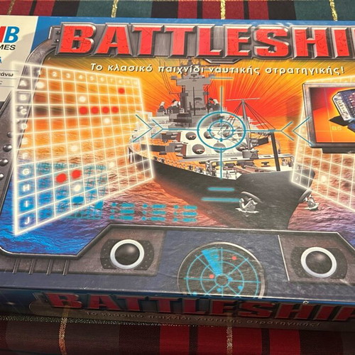 Battleship board game 1999 like new