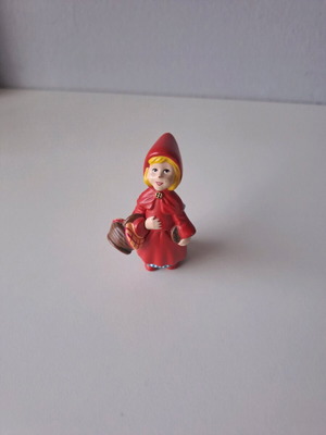 Plastic Little Red Riding Hood figure like new