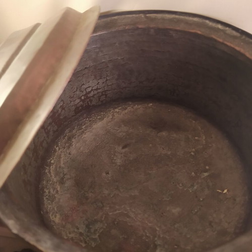 Vintage copper pot cookware