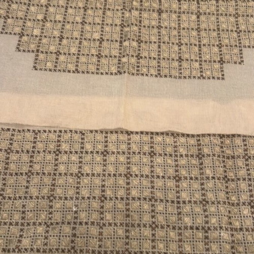 Table linen new with embroidered napkin with beads