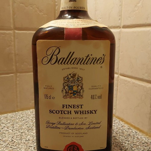 Collectible Ballantine's Finest Scotch Whisky 1750ml 40% vol sealed