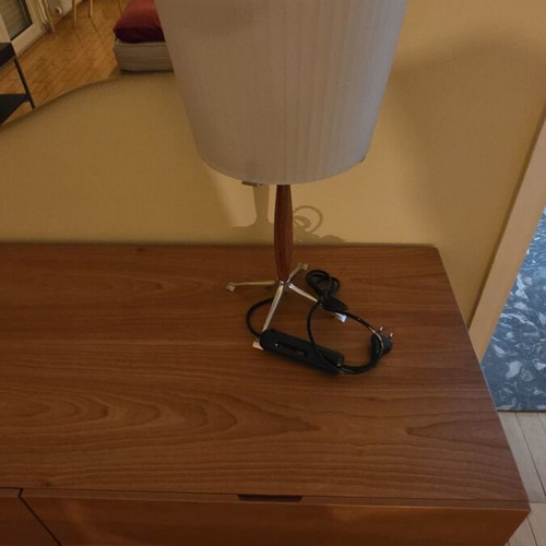 Artemide table lamp like new, satin glass wood metal