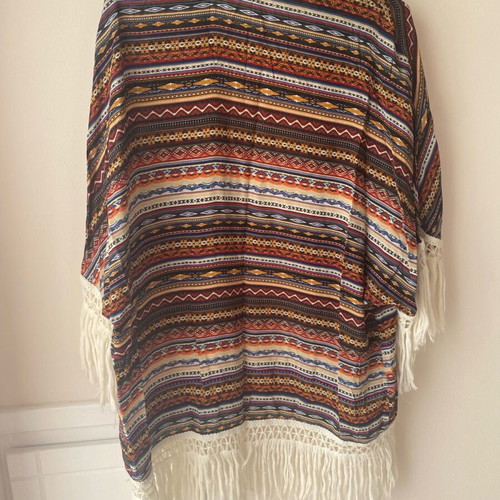 Kimono boho style OneSize like new, multicolour with fringes
