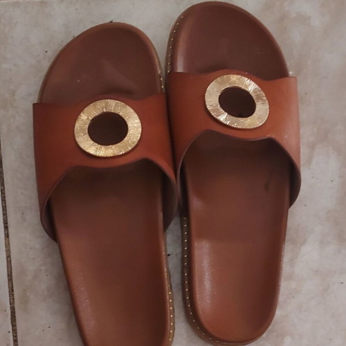Camel slippers size 40 narrow fit made of synthetic leather