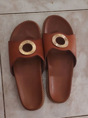 Camel slippers size 40 narrow fit made of synthetic leather