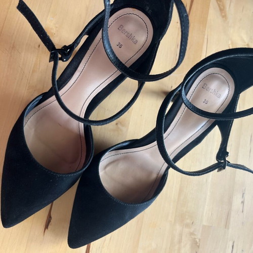 Bershka black heels used, size 36