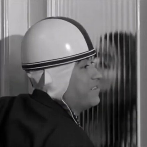 Vintage 1950s motorcycle helmet similar to Thanasis Veggos films