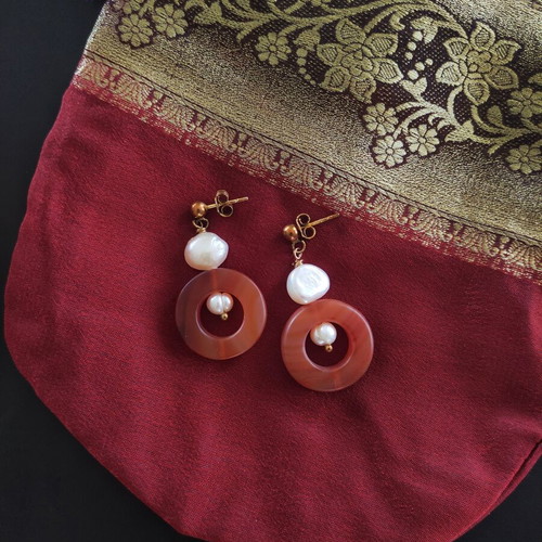 Agate and Freshwater Pearl Drop Earrings new, handmade