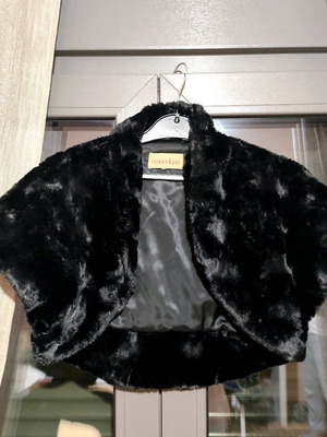 Velvet bolero black like new, size M