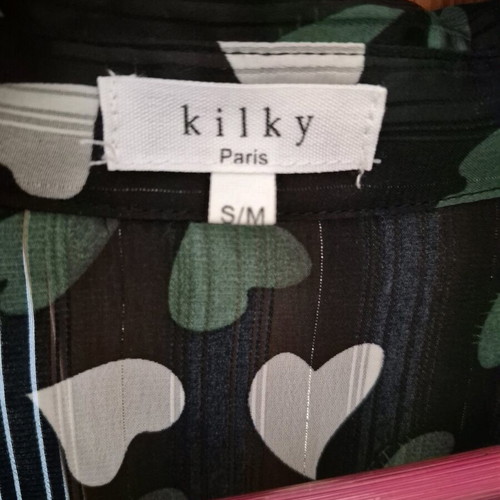 Women's shirt like new, size S/M, black multicolor