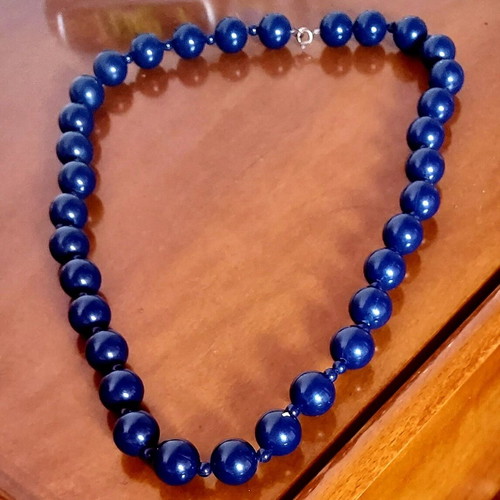Necklace with blue beads