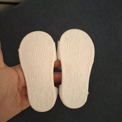 Babywalker baptism shoes size 19 like new