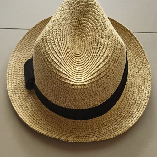 Karfil hat like new, beige, one size, made in Greece