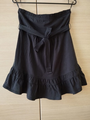 Στραπλες μπλούζα μαύρη βαμβακερή με φιόγκο και βολάν μέγεθος S-M νέα