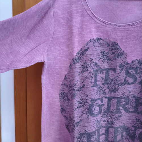 Asymmetric blouse "It’s a Girl Thing" oversized Large - XLarge like new, purple and pink