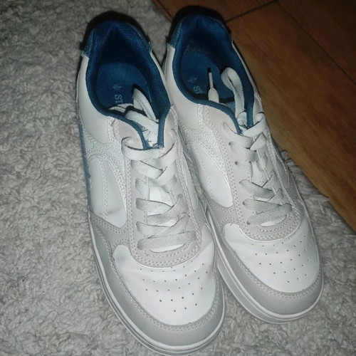 Athletic shoes used with denim detail on the side size 39