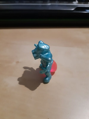 Underground figure like new