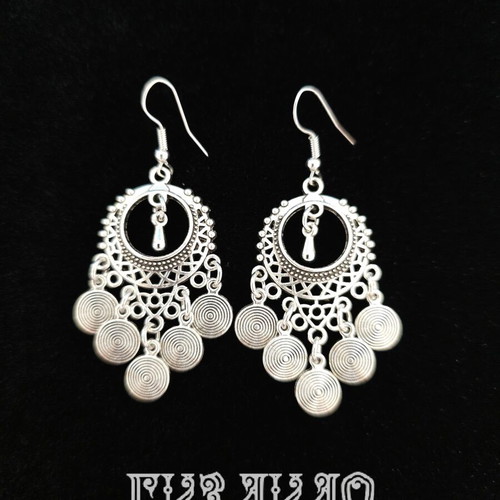 Earrings with steel hooks and pendants new
