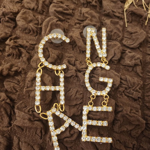 Earrings new, gold color