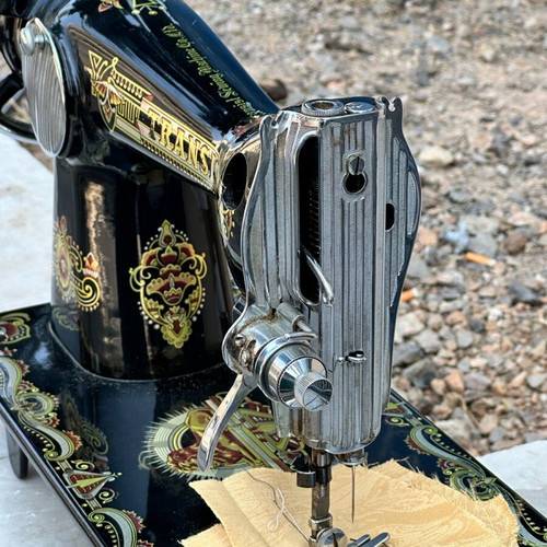 Transist DeLuxe manual sewing machine used, made in Japan