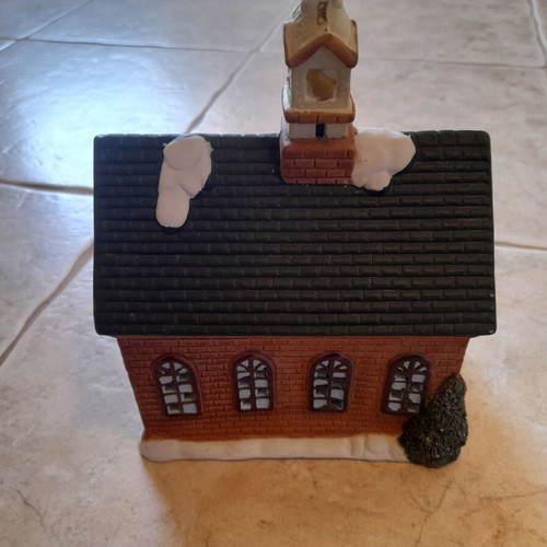 Small temple house decorative item