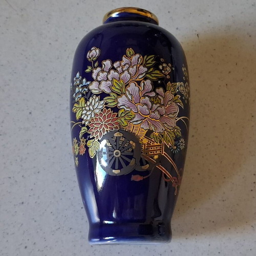 Japanese porcelain vase "Cobalt Blue" like new with gold details 10.5 cm