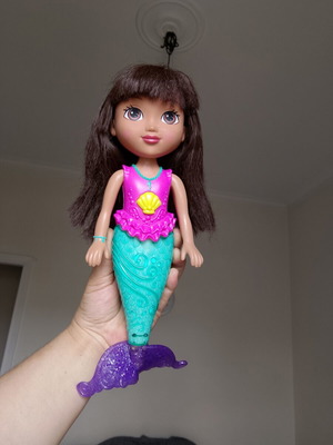 Mattel Shiny Mermaid Dora doll from Fisher Price like new