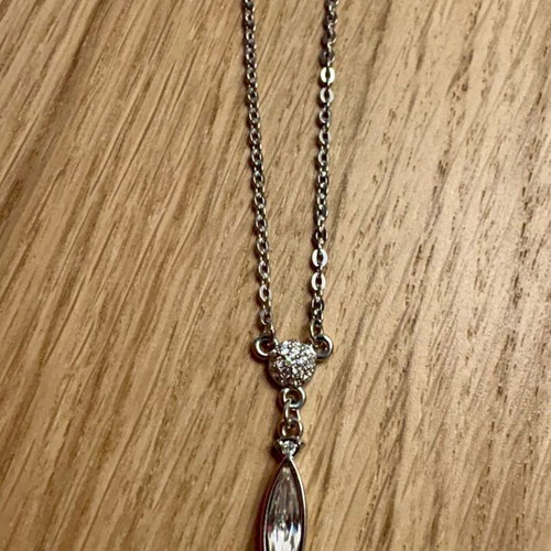 Swarovski necklace new, silver