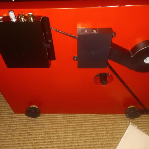 Pro-Ject Debut III phono USB 15V DC gloss red refurbished