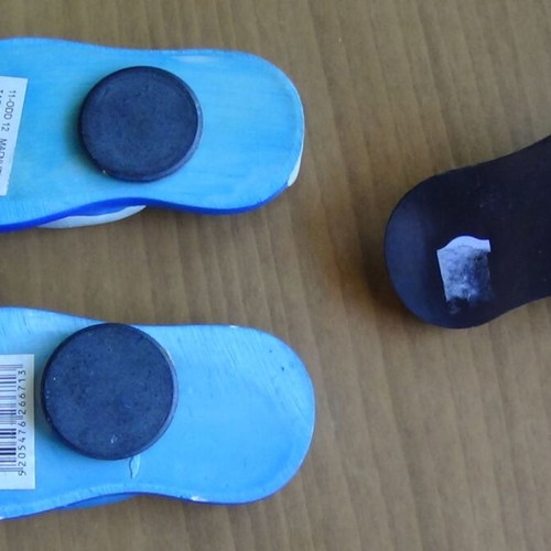 Santorini and Kefalonia Flip Flop Magnets like new, set of 3