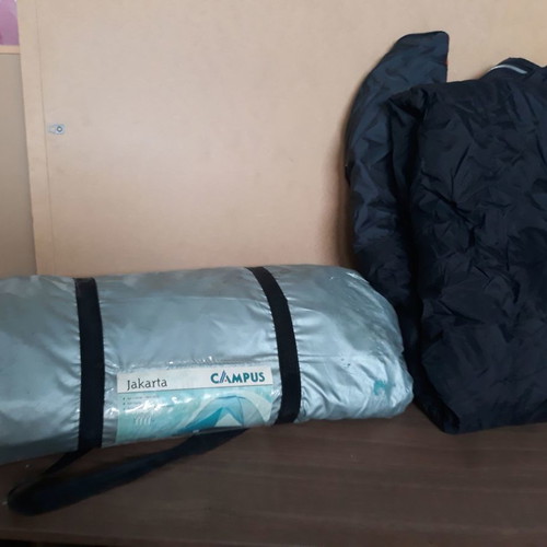 Σκηνή 2 ατόμων και sleeping bag σαν καινούργια