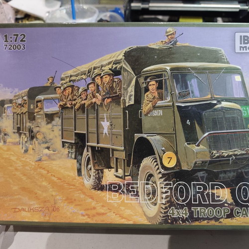 Bedford 1/72 model kits, 2 sets, new