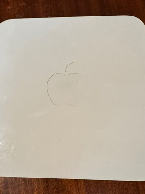 Apple AirPort Extreme 802.11n (5th Generation) Base Station used