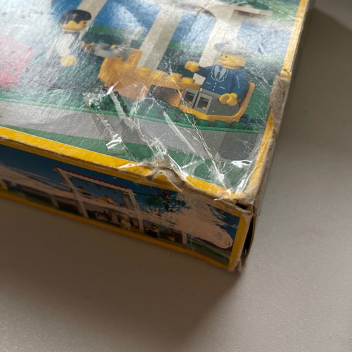 Lego 6376 Breezeway Cafe used vintage set with box and instructions
