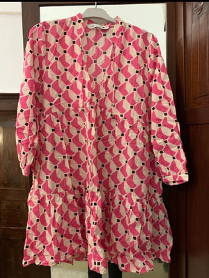 Dress medium like new