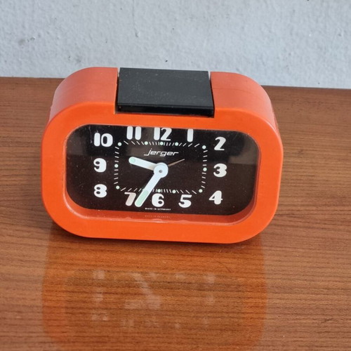 Jerger bright orange 70s alarm clock used, analog tabletop