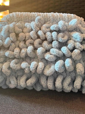Puffy bag hand gray light new