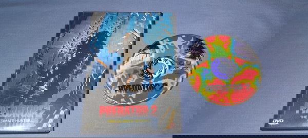 Ο ΚΥΝΗΓΟΣ 2 - PREDATOR 2 - DVD