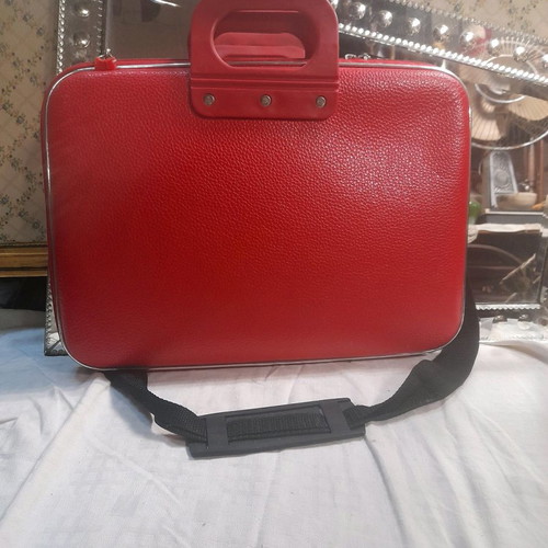Laptop and iPad bag used, red