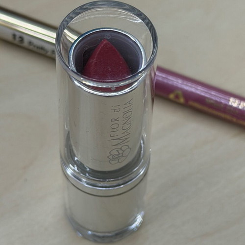 Makeup set new with lipstick, eyeshadow, powder, pencil