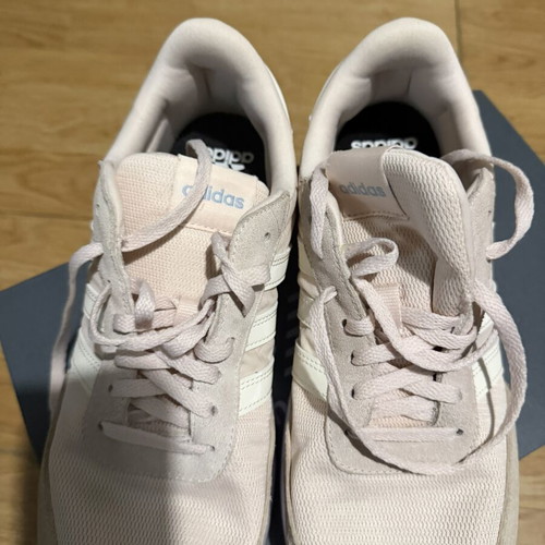 Adidas Run 70s women's sneakers, salmon