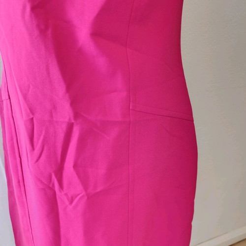 Your sixth sense midi dress like new, fuchsia, size S