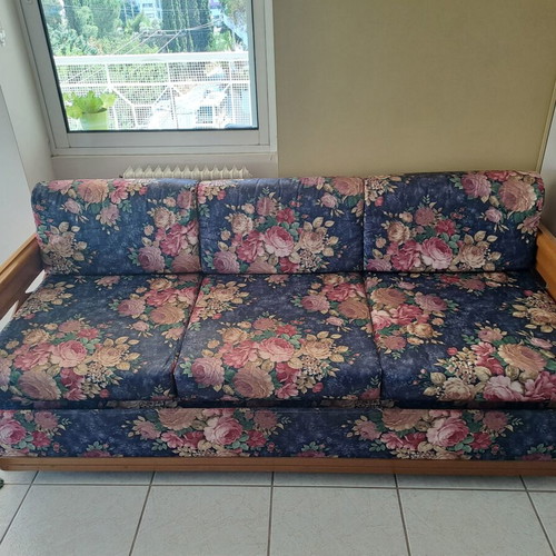 Sofa three-seater with foldable bed and mattress used
