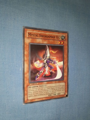 Yu Gi Oh Mystic Swordsman LV2 κάρτα καινούργια 1st Edition SD5-EN013