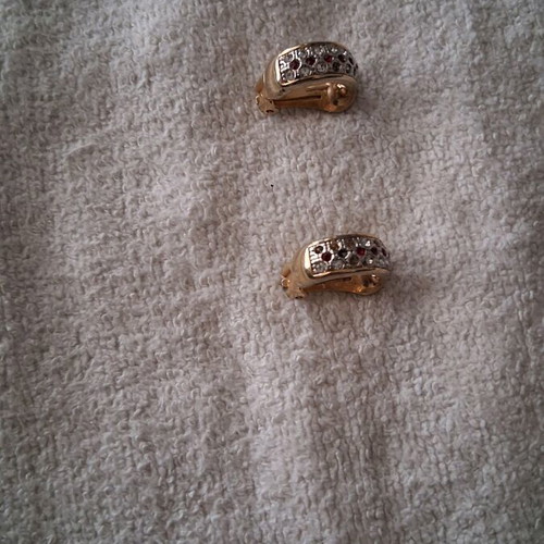 Earrings slightly used