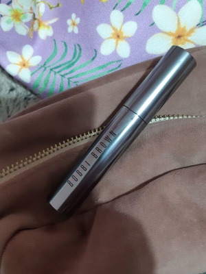 Bobbi Brown mascara new, black color 6ml