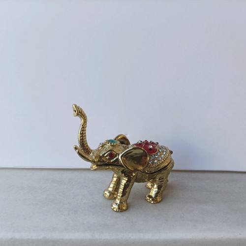 Decorative metal elephant figurine like new