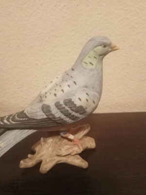 Vintage figurine