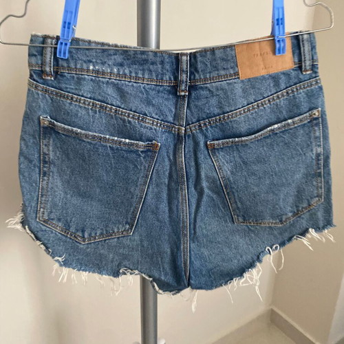 Zara button-fly frayed denim shorts XS used, blue